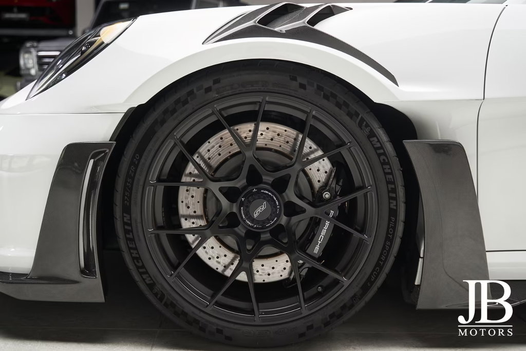Porsche 992 GT3 RS