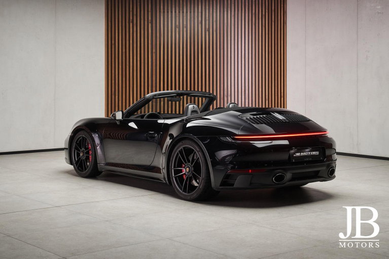 Porsche 992 Carrera GTS