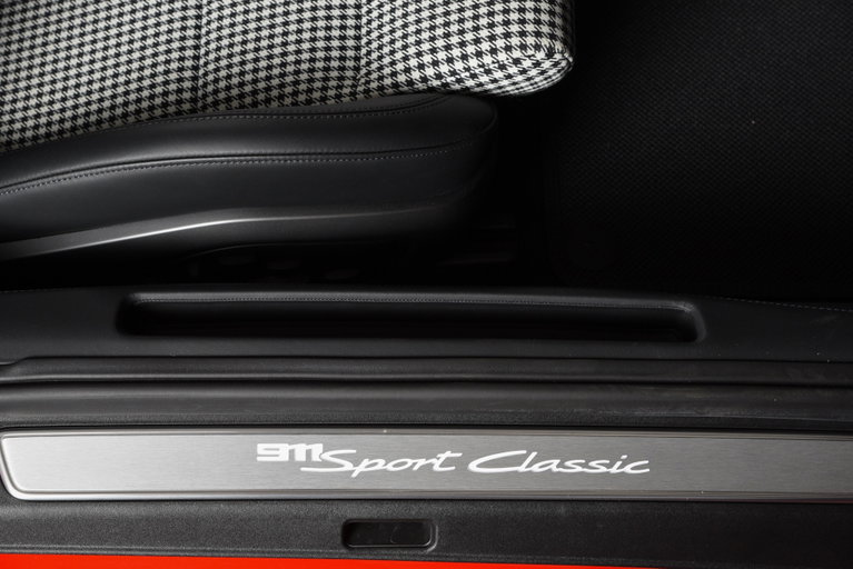 Porsche 992 Sport Classic
