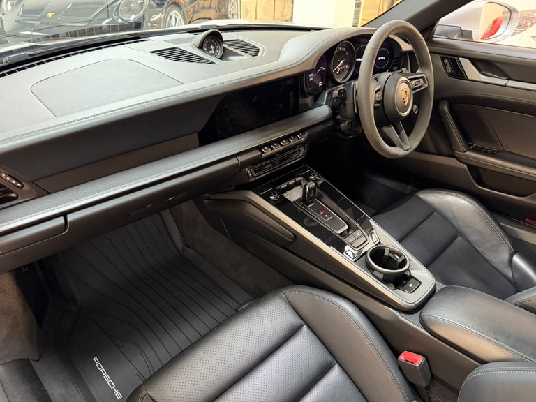 Porsche 992 Carrera S
