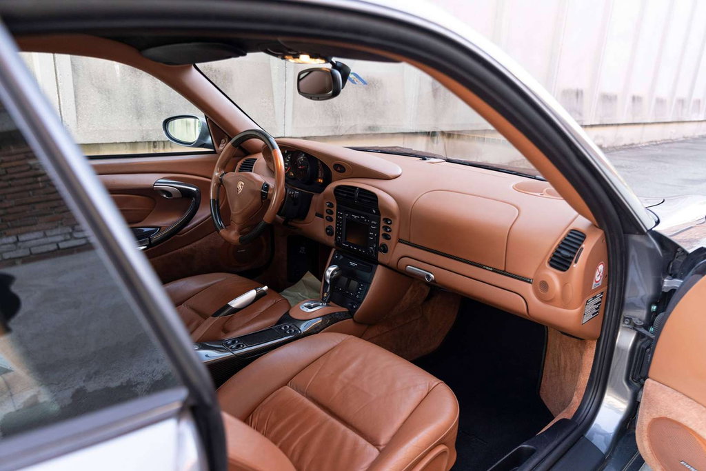 Porsche 996.2 Carrera 4S