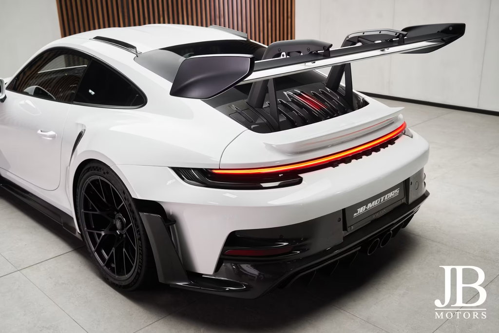 Porsche 992 GT3 RS