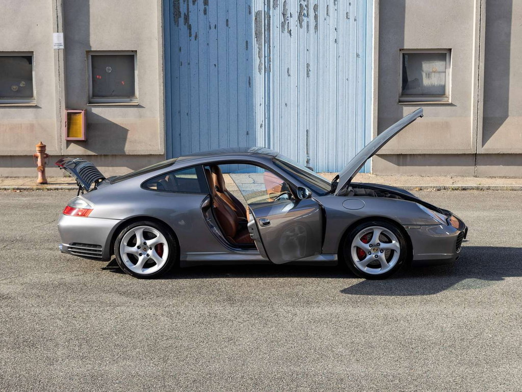Porsche 996.2 Carrera 4S