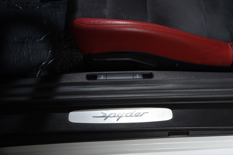 Porsche 981 Boxster Spyder