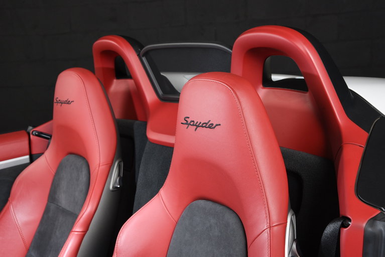 Porsche 981 Boxster Spyder