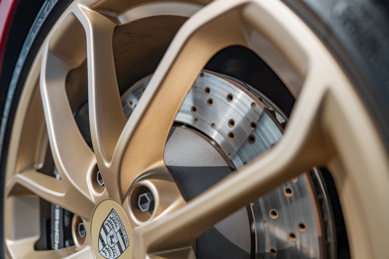 Porsche 718 Spyder