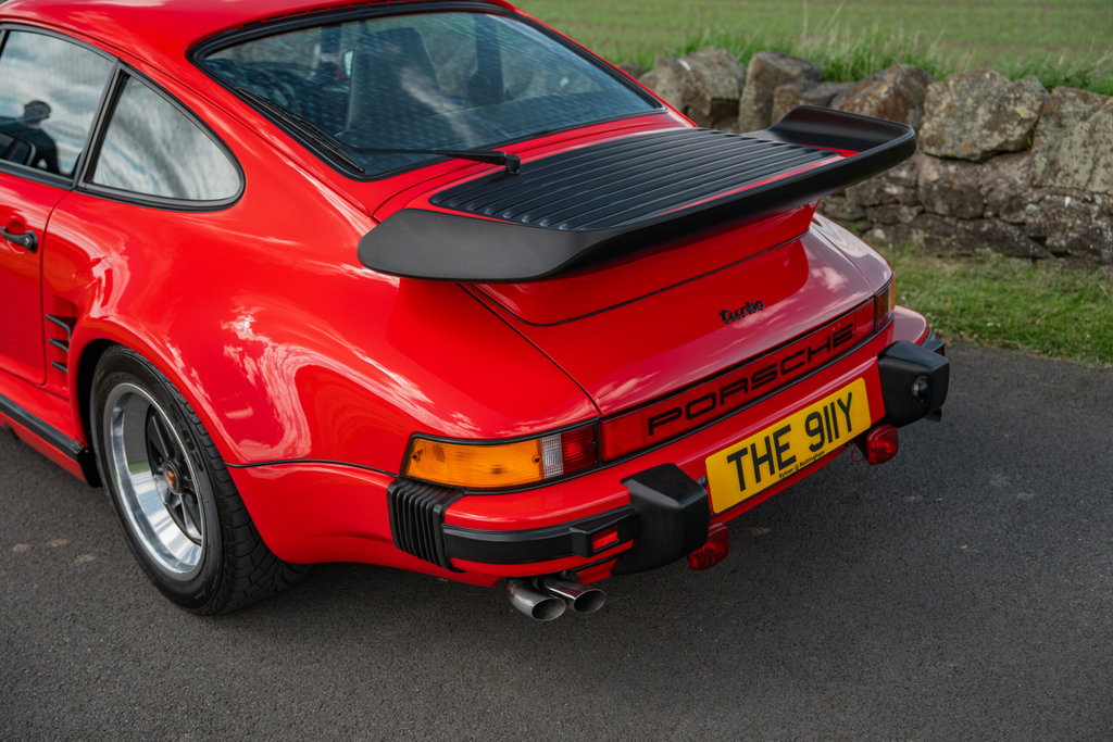 Porsche 911 Turbo Flachbau