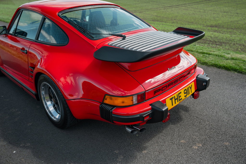 Porsche 911 Turbo Flachbau