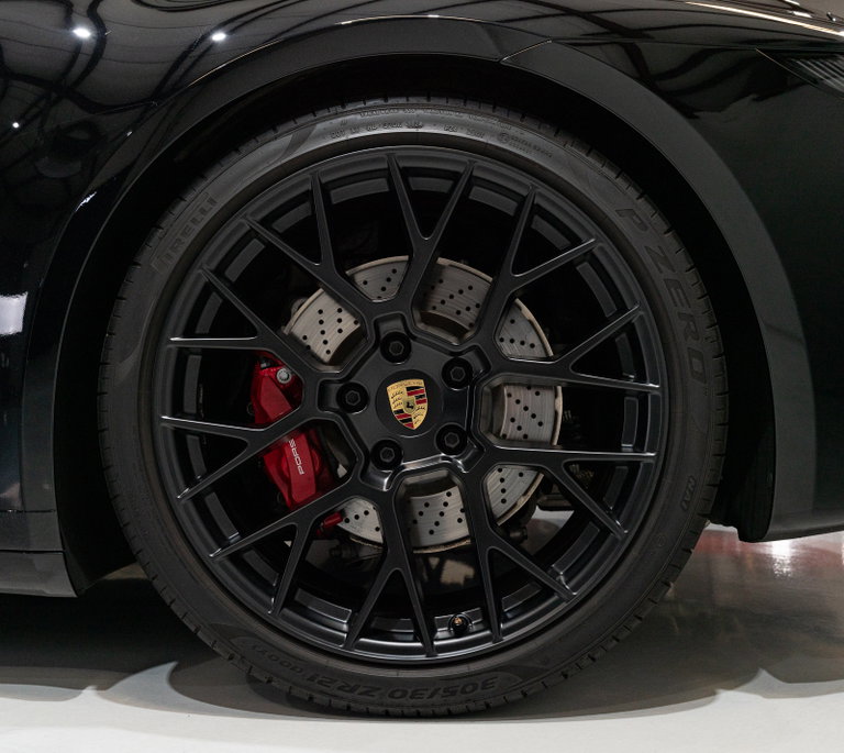 Porsche 992 Carrera 4S