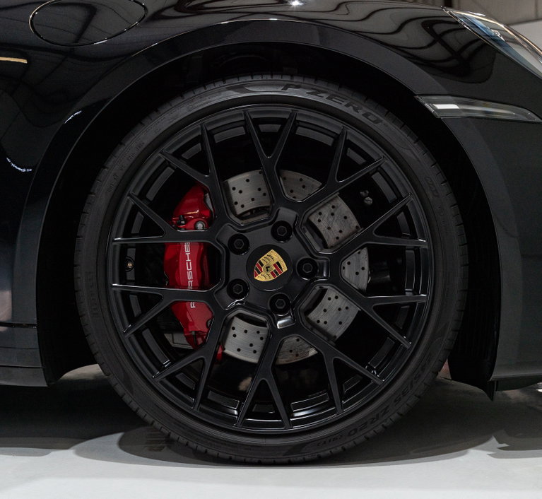 Porsche 992 Carrera 4S