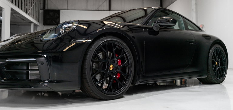 Porsche 992 Carrera 4S