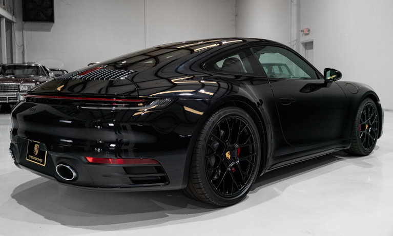 Porsche 992 Carrera 4S