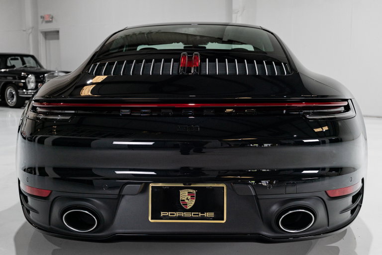 Porsche 992 Carrera 4S