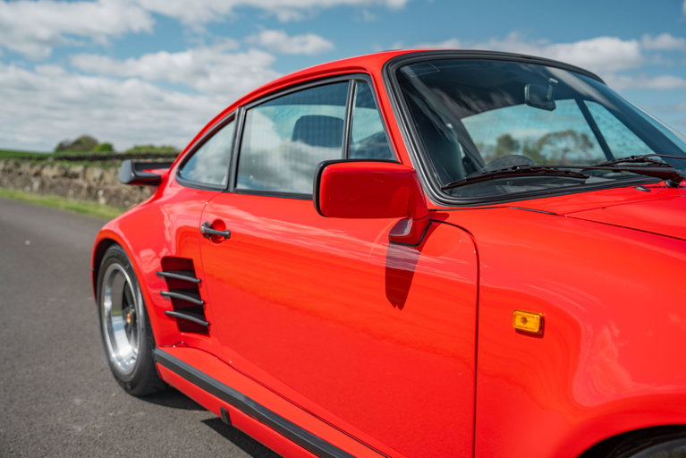 Porsche 911 Turbo Flachbau