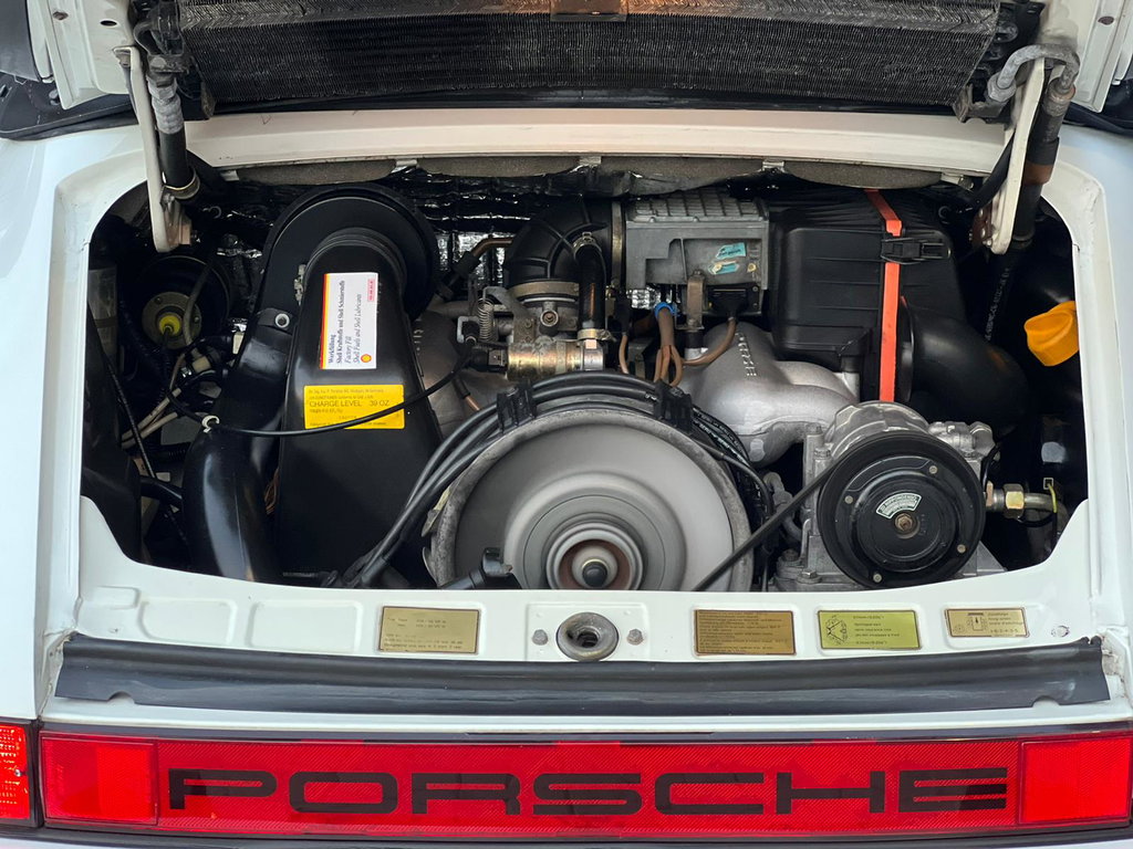 Porsche 911 Carrera 3.2