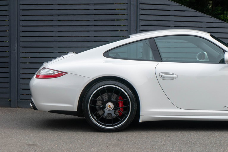 Porsche 997.2 Carrera GTS