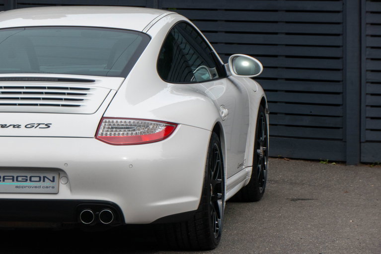 Porsche 997.2 Carrera GTS