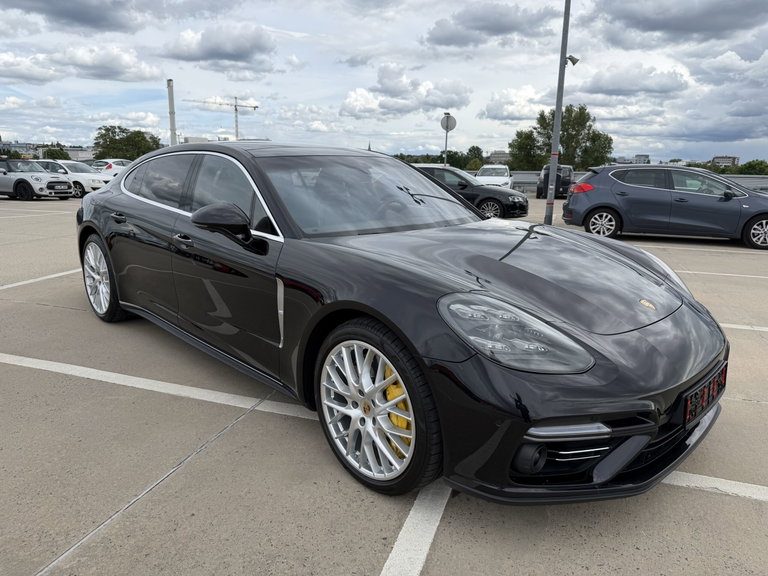 Porsche Panamera Turbo Executive