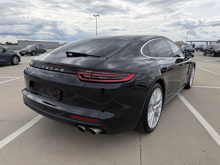 Porsche Panamera Turbo Executive