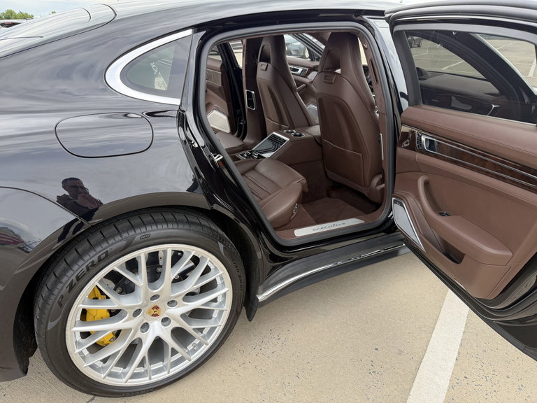 Porsche Panamera Turbo Executive