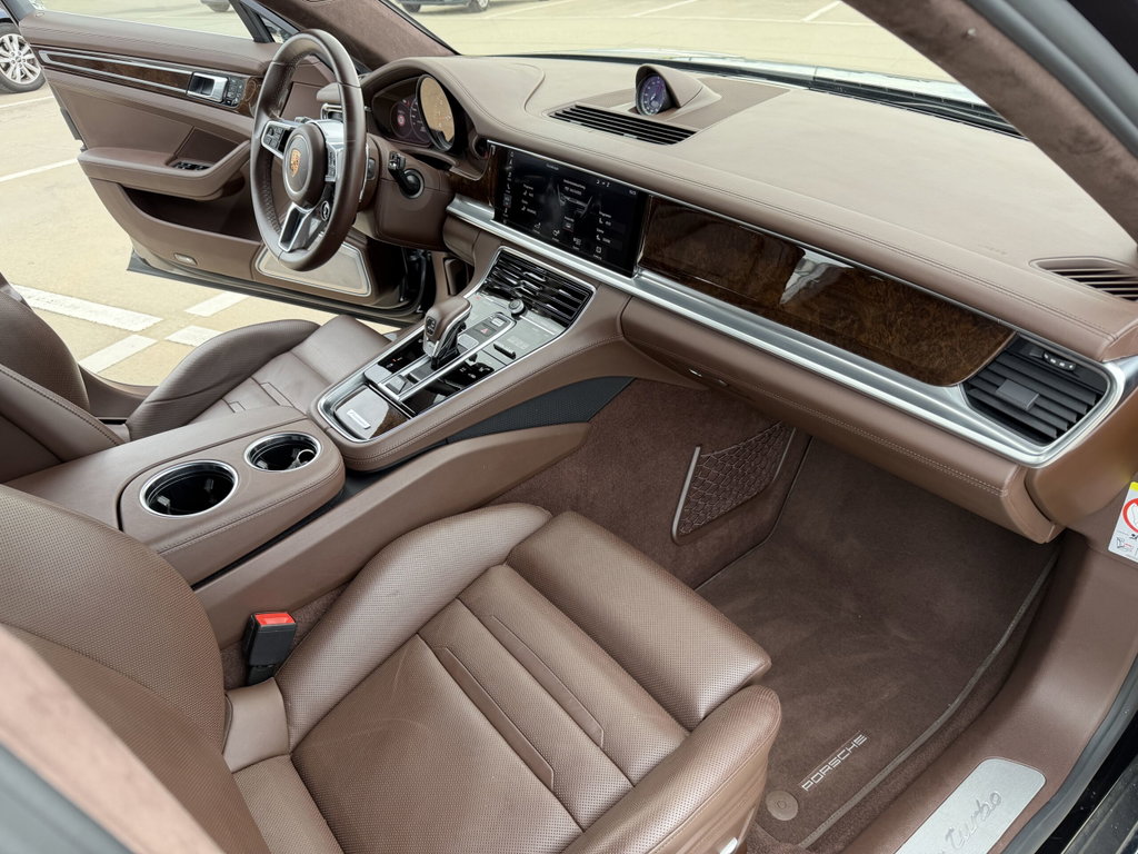 Porsche Panamera Turbo Executive
