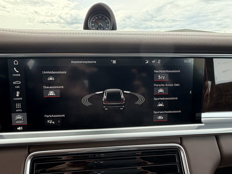 Porsche Panamera Turbo Executive