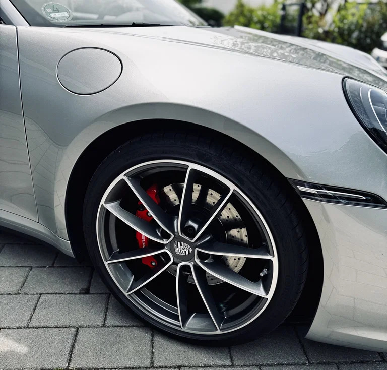 Porsche 992 Carrera 4S