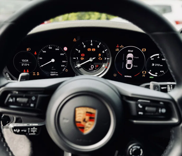 Porsche 992 Carrera 4S