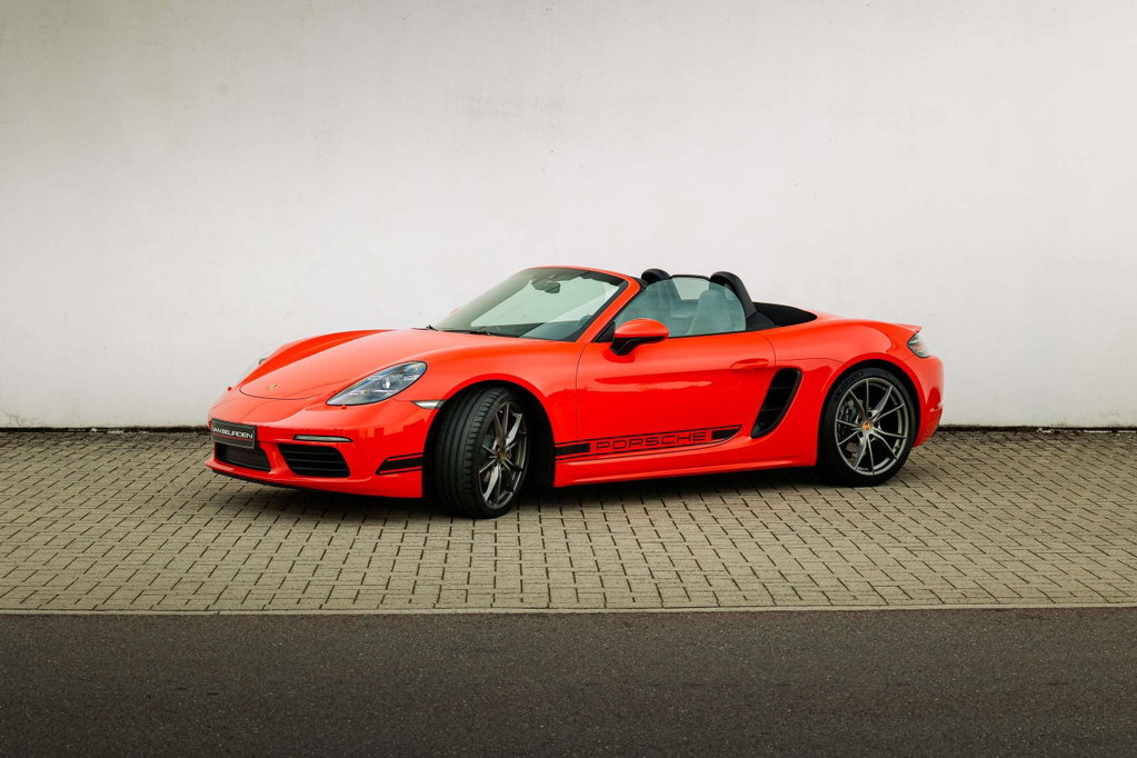 Porsche 718 Boxster
