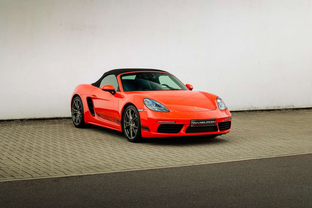 Porsche 718 Boxster
