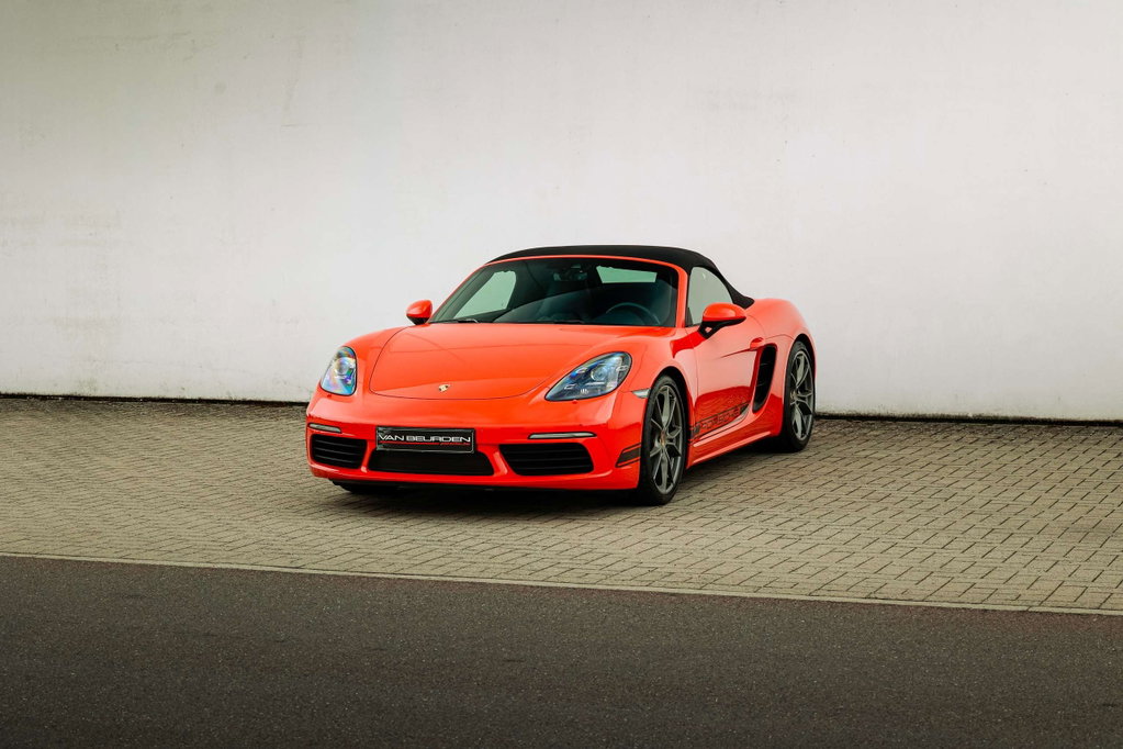 Porsche 718 Boxster