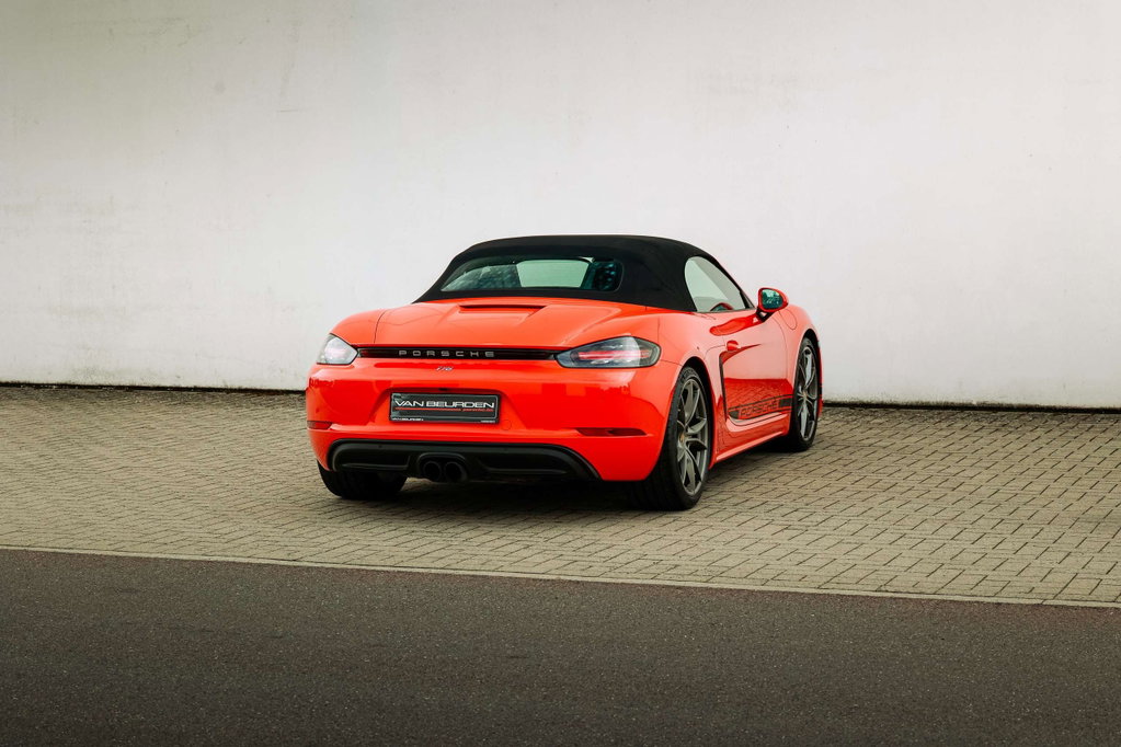 Porsche 718 Boxster