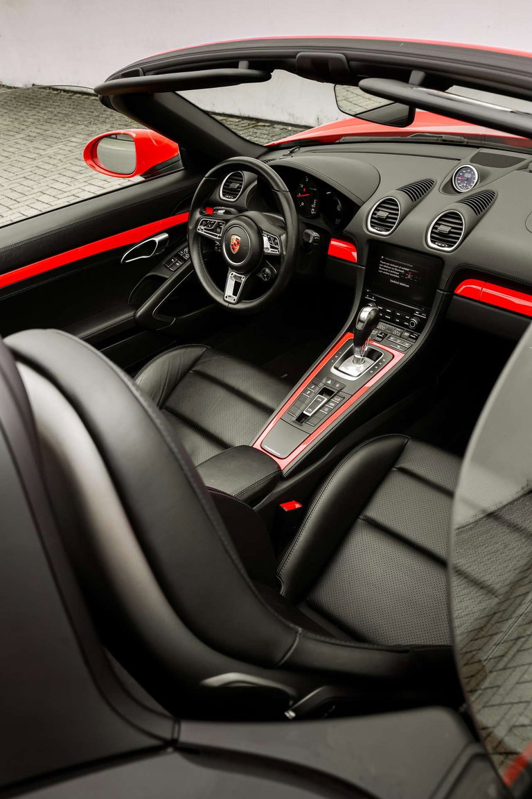 Porsche 718 Boxster