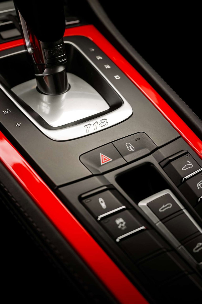 Porsche 718 Boxster