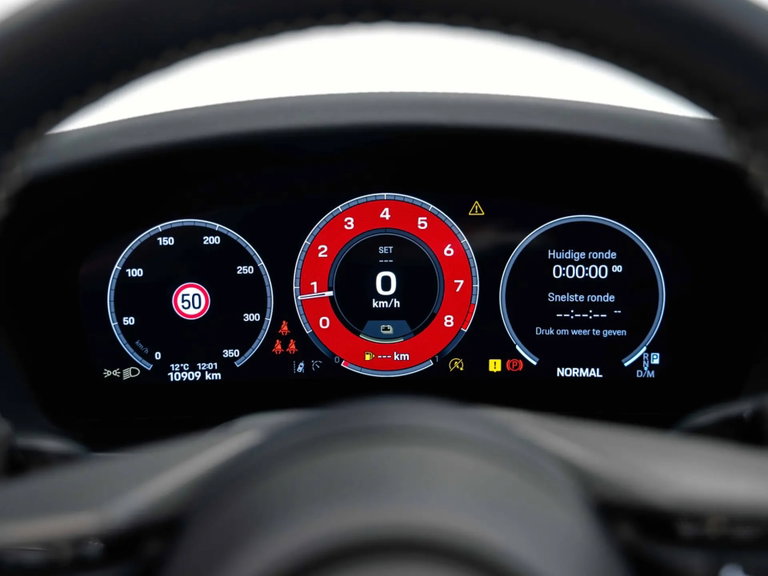Porsche 992.2 Carrera 4 GTS