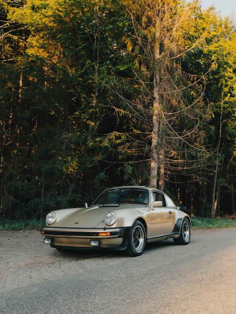 Porsche 911 Turbo 3.0 (US)