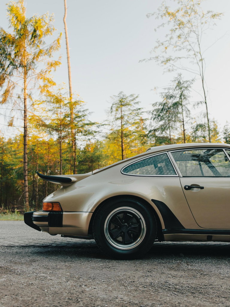 Porsche 911 Turbo 3.0 (US)