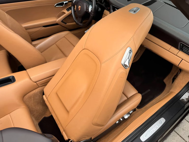 Porsche 991 Carrera 4