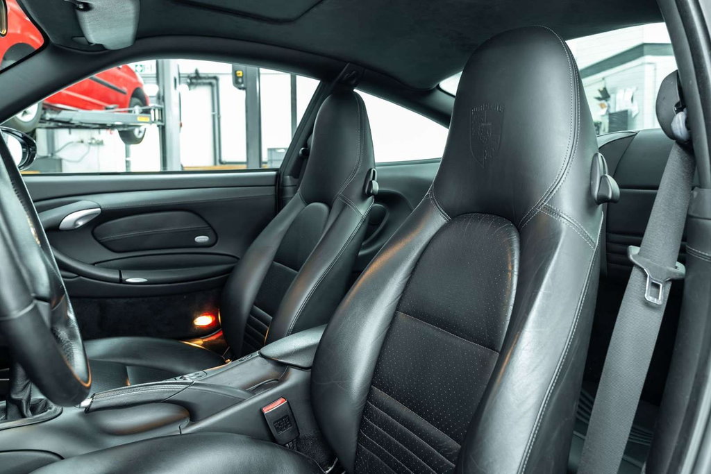 Porsche 996.2 Carrera 4S