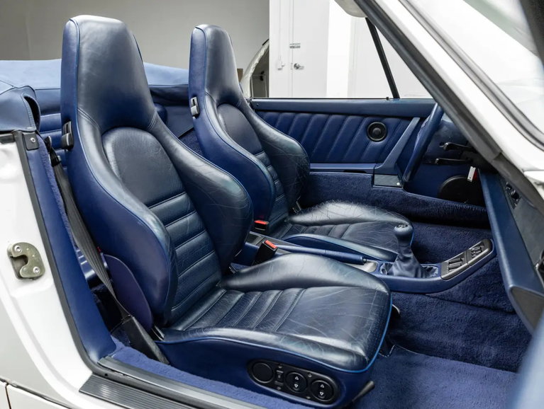 Porsche 964 Carrera 4
