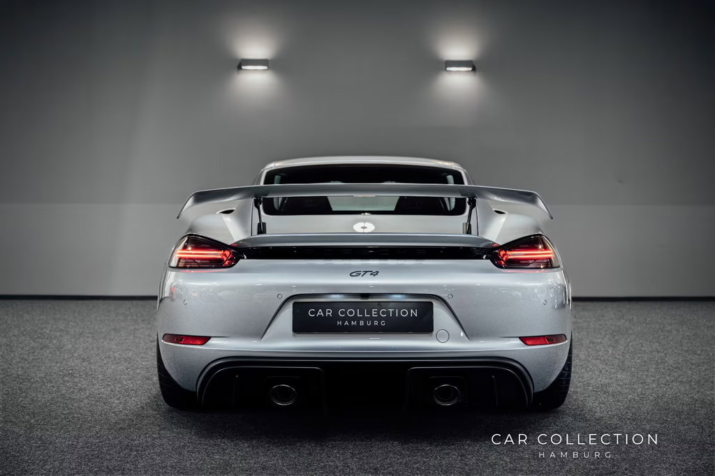 Porsche 718 Cayman GT4