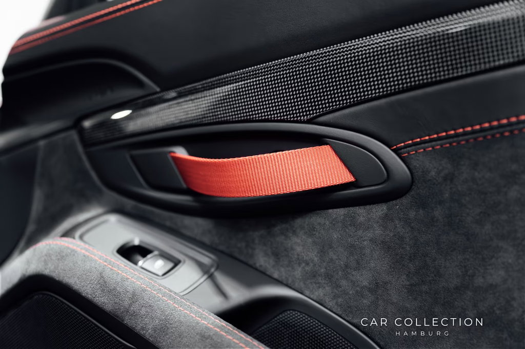 Porsche 718 Cayman GT4
