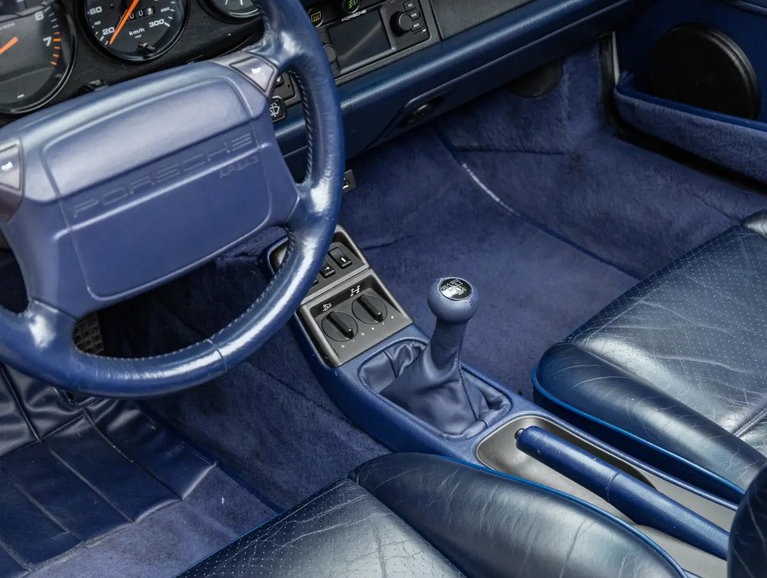 Porsche 964 Carrera 4