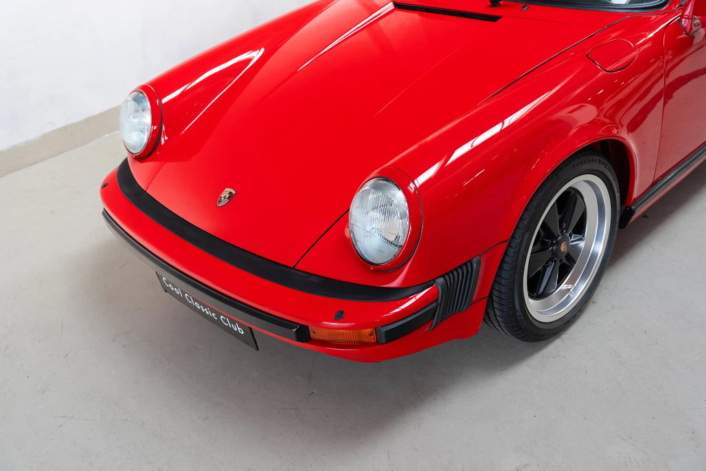 Porsche 911 Carrera 3.2 (US)