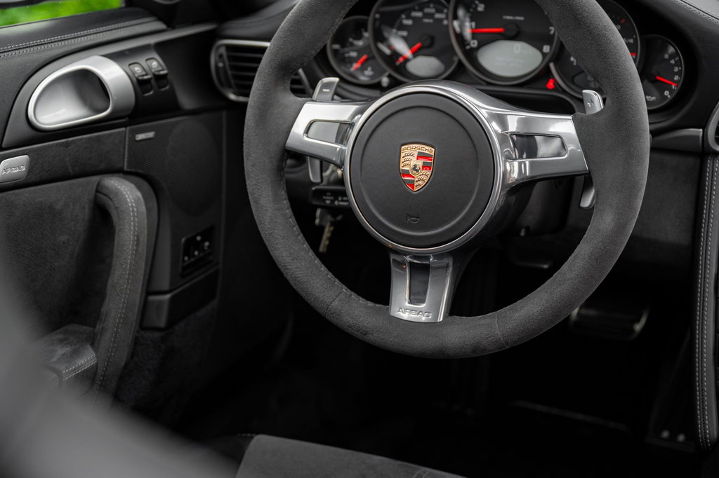 Porsche 997.2 Carrera GTS