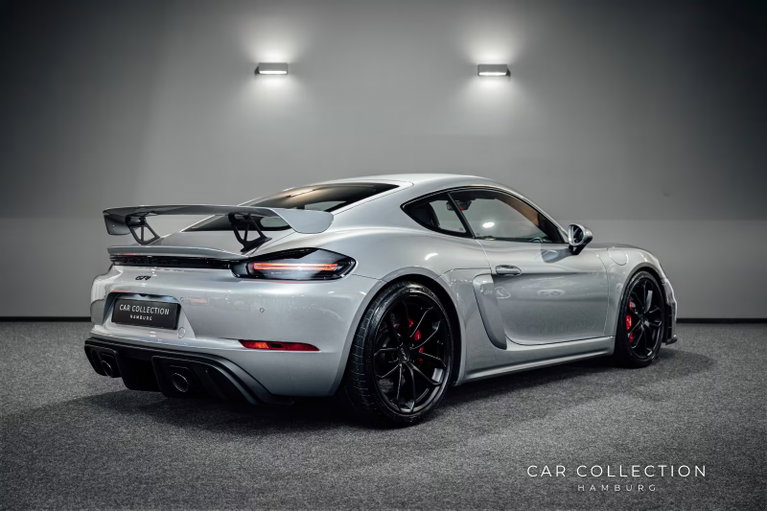 Porsche 718 Cayman GT4