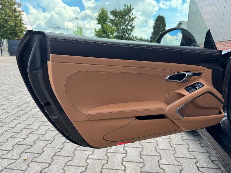 Porsche 991 Carrera 4