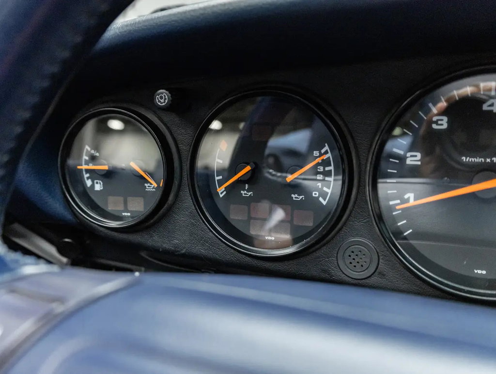 Porsche 964 Carrera 4