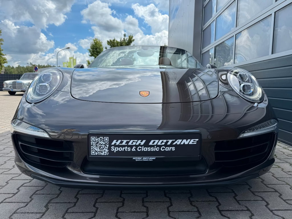 Porsche 991 Carrera 4
