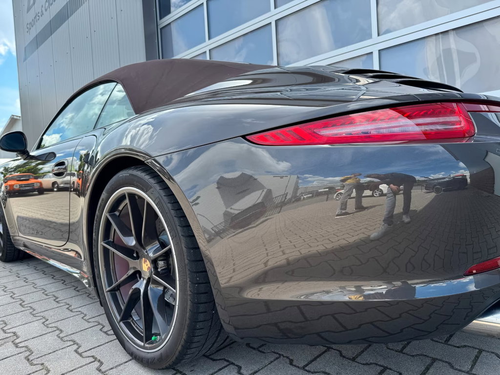 Porsche 991 Carrera 4